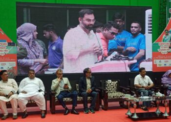 ১ম বিভাগ ব্যাডমিন্টনের উদ্বোধন করেন যুব ও ক্রীড়া প্রতিমন্ত্রী