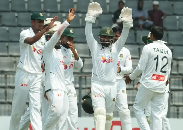 জয়ের সুবাস পাচ্ছে বাংলাদেশ