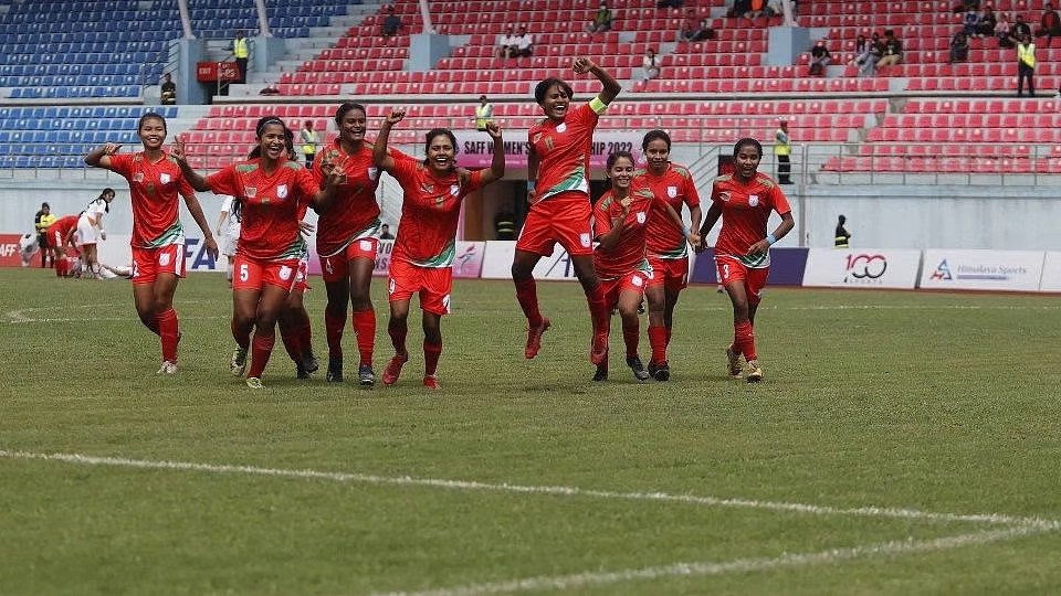 বাংলাদেশের সাফ ফাইনালে ওঠার পথে কঠিন লড়াই আজ