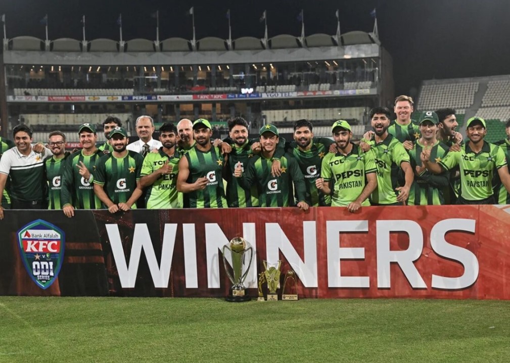 অস্ট্রেলিয়াকে হারিয়ে সিরিজ জয় পাকিস্তানের