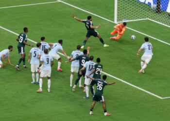 আরাউহোর গোলে সৌদি আরবের জয়ের স্বপ্ন ভাঙ্গলো