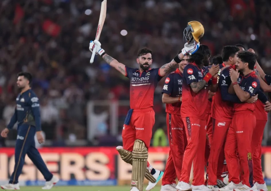 কোহলির ঝড়ো ফিফটিতে আবারও আইপিএল চ্যাম্পিয়ন বেঙ্গালুরু