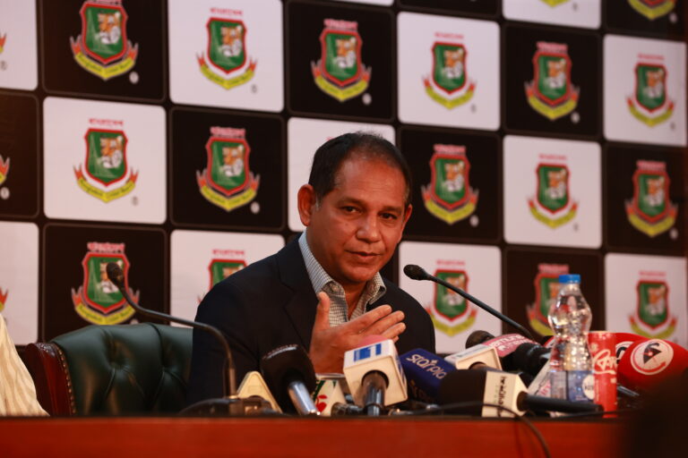 নাহিদের আক্ষেপে পুড়ছেন বাসার