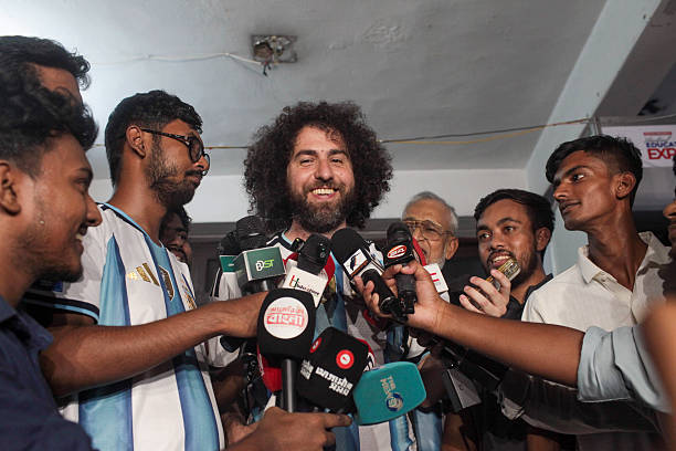 আবারও বাংলাদেশে আসছেন মেসি!