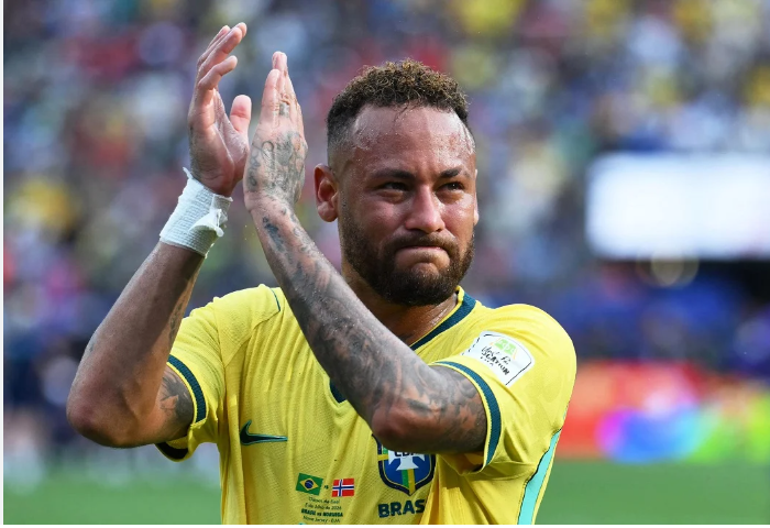 নেইমারের পর রোনালদো তবে কি বিশ্বকাপ শেষে মেসিও!
