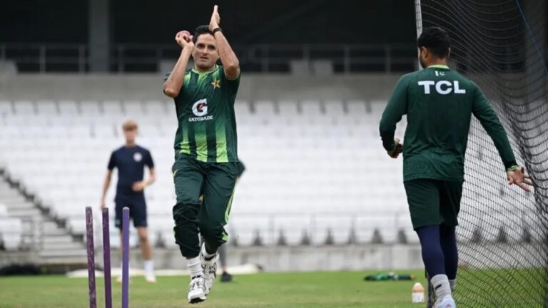 শীর্ষের লড়াই নয়, তবু হেডিংলিতে আগুন জ্বালাতে প্রস্তুত দুই দল