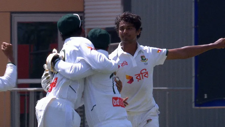 ডারউইন টেস্টের তৃতীয় দিন শেষেও এগিয়ে টাইগাররা