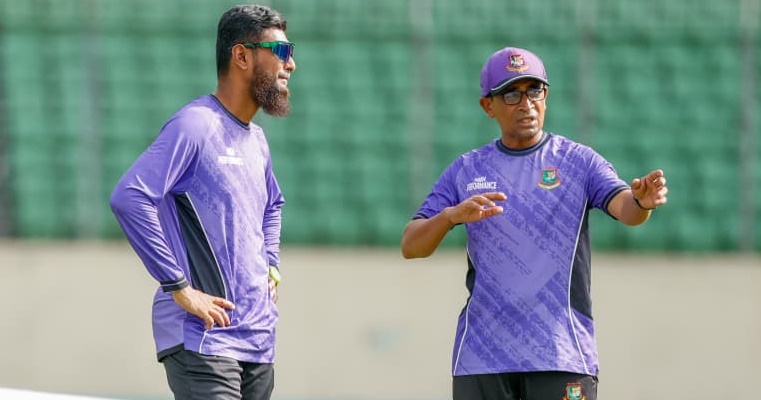 এইচপির ক্রিকেটারদের সঙ্গে নিবিড়ভাবে কাজ করছেন মেন্টর মাহমুদউল্লাহ