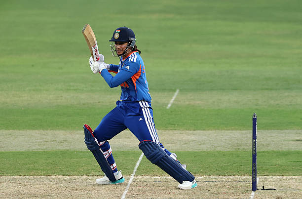 মিতালিকে টপকে নারী ক্রিকেটের সর্বোচ্চ রান সংগ্রাহক মান্ধানা