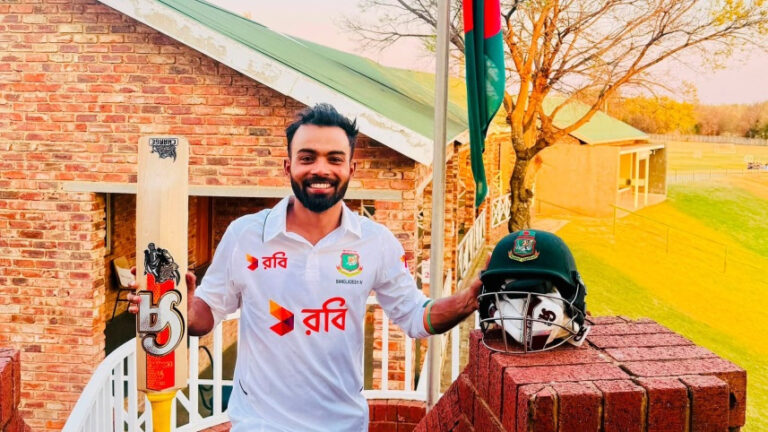 ট্রিপল সেঞ্চুরির ইতিহাস গড়লেন হৃদয়