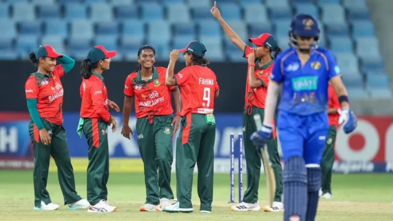 আরব আমিরাতকে ৩৪ রানে হারিয়ে সেমিফাইনালে বাংলাদেশ
