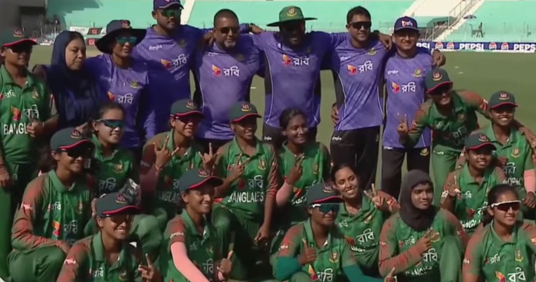 পাকিস্তানকে হারিয়ে ফাইনালে বাংলাদেশের নারীরা