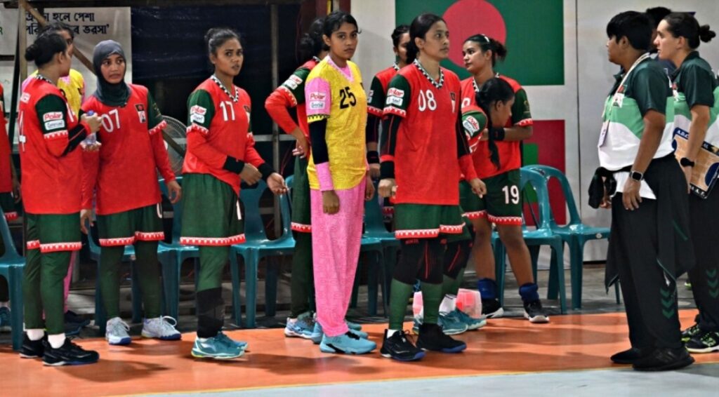 ফাইনালে ওঠার লড়াইয়ে ভারতের কাছে হার বাংলাদেশ