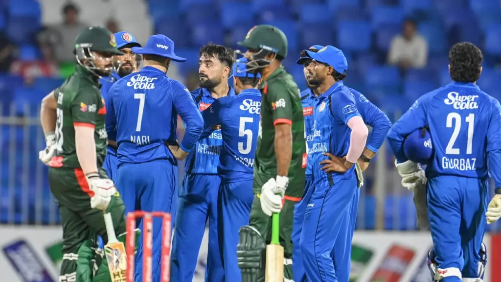 ১৬০ রানে গুটিয়ে গেল বাংলাদেশ